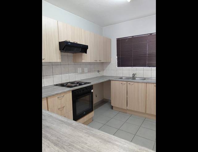 2 BEDROOM PROPERTY TO RENT IN VAN DYK PARK